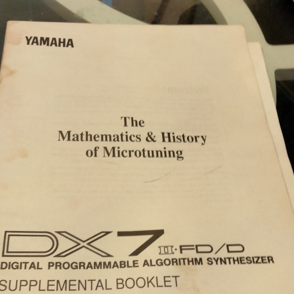 Vintage Yamaha DX-9 keyboard manuals - Picture 6 of 7